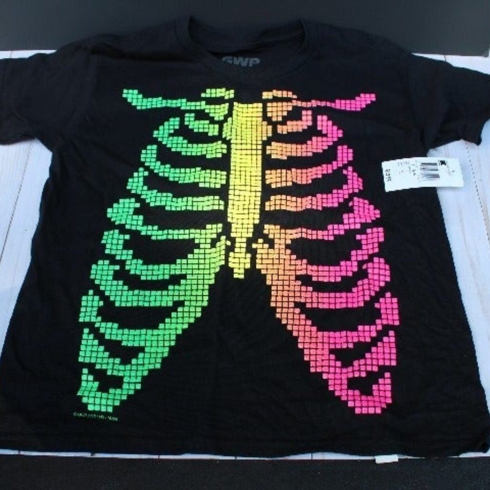 Pixel Lungs T-Shirt - Boys Medium